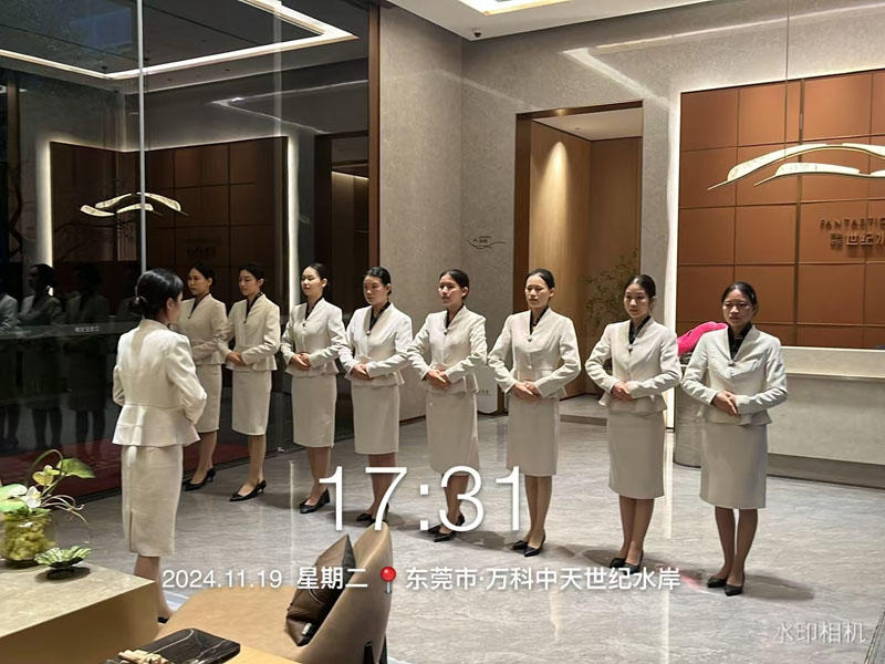 萬科中天世紀(jì)水岸安保護衛(wèi)